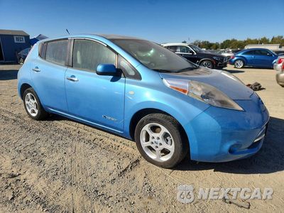 Czwarte zdjęcie samochodu z boku: 2012 NISSAN LEAF SV VIN:JN1AZ0CP6CT021380 - miniatura