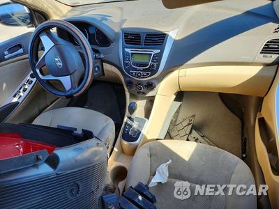 Zdjęcie 8 z 12 samochodu: 2013 HYUNDAI ACCENT GLS VIN:KMHCT4AE1DU396875 - miniatura