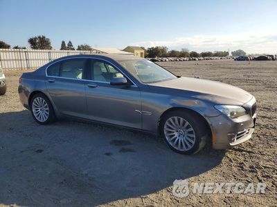 Czwarte zdjęcie samochodu z boku: 2014 BMW 740 I VIN:WBAYA6C53ED144486 - miniatura