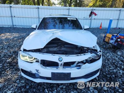 Piąte zdjęcie samochodu w środku: 2018 BMW 320 XI VIN:WBA8A3C59JA489404 - miniatura