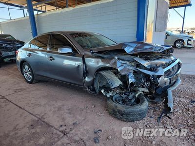 Czwarte zdjęcie samochodu z boku: 2015 INFINITI Q50 PREMIUM VIN:JN1BV7AR8FM410016 - miniatura