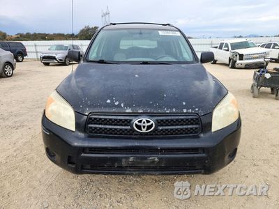 Piąte zdjęcie samochodu w środku: 2006 TOYOTA RAV4 BASE VIN:JTMBD33V865024953 - miniatura