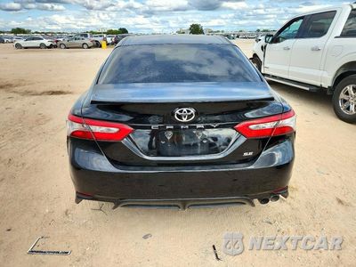 Zdjęcie 6 z 12 samochodu: 2018 TOYOTA CAMRY SE VIN:4T1B11HK1JU603448 - miniatura