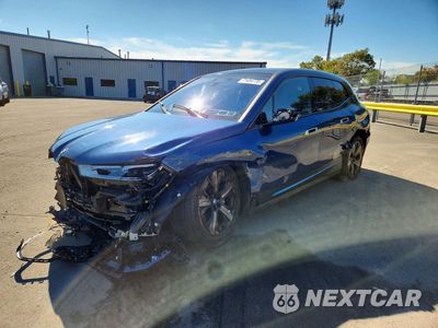 2023 BMW IX XDRIVE50 WB523CF09PCM23673 - główne zdjęcie licytacji z USA - miniatura