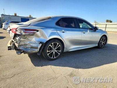 Trzecie zdjęcie samochodu z tyłu: 2018 TOYOTA CAMRY SE VIN:JTNB11HK0J3014106 - miniatura