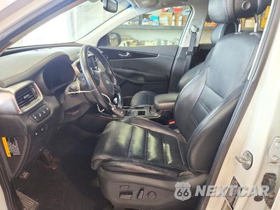 Zdjęcie 7 z 13 samochodu: 2016 KIA SORENTO SX V6 VIN:5XYPK4A55GG124120 - miniatura