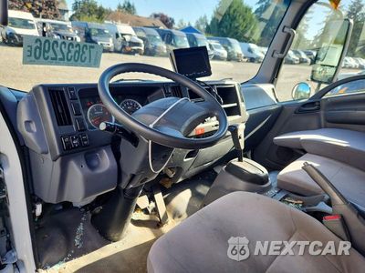 Zdjęcie 8 z 13 samochodu: 2019 ISUZU NPR HD VIN:JALC4W166K7009771 - miniatura