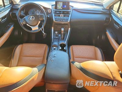 Zdjęcie 8 z 13 samochodu: 2017 LEXUS NX 200T BASE VIN:JTJYARBZ2H2060097 - miniatura