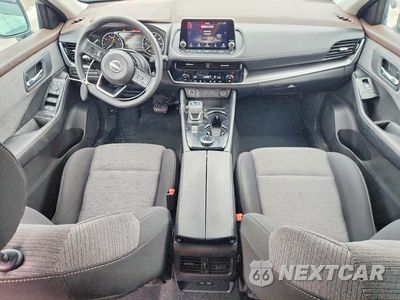 Zdjęcie 8 z 14 samochodu: 2022 NISSAN ROGUE SV VIN:5N1BT3BB0NC697414 - miniatura
