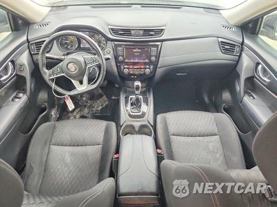 Zdjęcie 8 z 14 samochodu: 2019 NISSAN ROGUE SV VIN:KNMAT2MT7KP557204 - miniatura