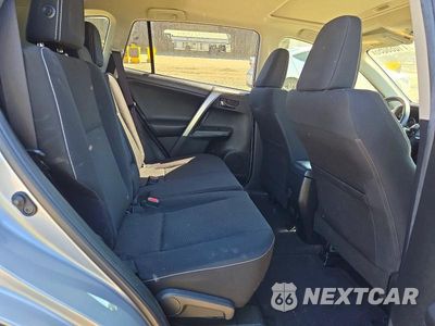 Zdjęcie 11 z 14 samochodu: 2018 TOYOTA RAV4 XLE VIN:JTMWFREV6JD133566 - miniatura