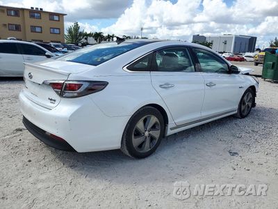 Trzecie zdjęcie samochodu z tyłu: 2017 HYUNDAI SONATA HYBRID LIMITED VIN:KMHE34L33HA075285 - miniatura