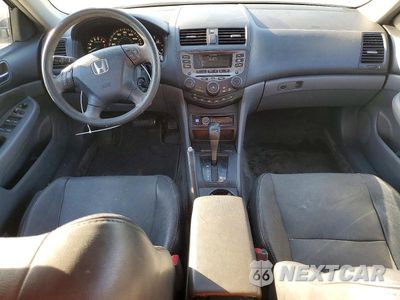 Zdjęcie 8 z 12 samochodu: 2007 HONDA ACCORD SE VIN:1HGCM66407A032404 - miniatura