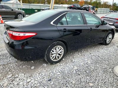 Trzecie zdjęcie samochodu z tyłu: 2016 TOYOTA CAMRY LE VIN:4T4BF1FK4GR554720 - miniatura