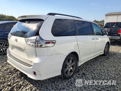 Trzecie zdjęcie samochodu z tyłu: 2017 TOYOTA SIENNA SE VIN:5TDXZ3DC7HS802242 - miniatura