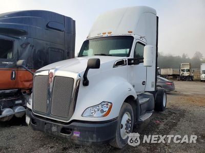 2016 KENWORTH T680 SEMI TRUCK 1XKYA48X8GJ496408 - główne zdjęcie licytacji z USA - miniatura