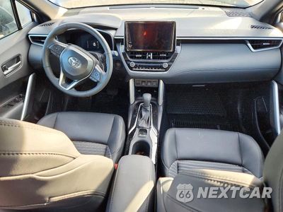 Zdjęcie 8 z 14 samochodu: 2025 TOYOTA COROLLA CROSS HYBRID XSE VIN:7MUFBABG0SV081589 - miniatura
