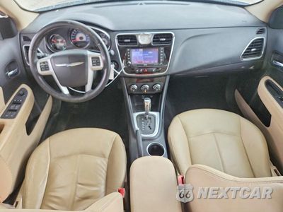 Zdjęcie 8 z 13 samochodu: 2012 CHRYSLER 200 LIMITED VIN:1C3CCBCB6CN301994 - miniatura