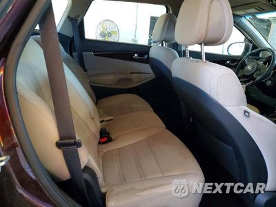 Zdjęcie 11 z 13 samochodu: 2016 KIA SORENTO LX V6 VIN:5XYPGDA53GG048320 - miniatura