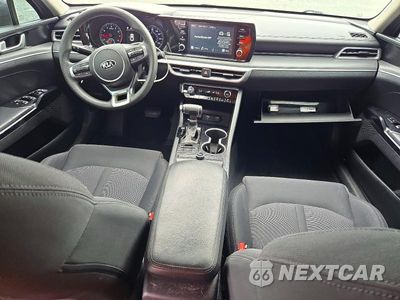 Zdjęcie 8 z 13 samochodu: 2021 KIA K5 LX VIN:5XXG24J27MG006379 - miniatura