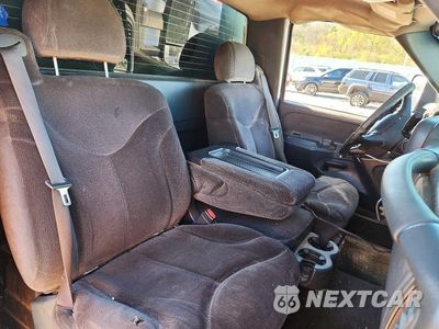Zdjęcie 10 z 12 samochodu: 2002 GMC SIERRA K2500 HEAVY DUTY VIN:1GTHK24172E211892 - miniatura