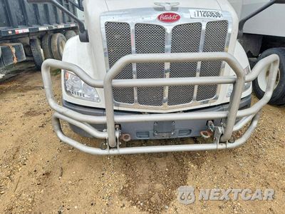 Zdjęcie 11 z 14 samochodu: 2021 PETERBILT 579 SEMI TRUCK VIN:1XPBDP9X5MD741845 - miniatura