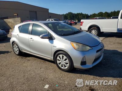 Czwarte zdjęcie samochodu z boku: 2012 TOYOTA PRIUS C TWO VIN:JTDKDTB3XC1024827 - miniatura