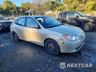 Czwarte zdjęcie samochodu z boku: 2010 HYUNDAI ELANTRA GLS VIN:KMHDU4AD3AU010624 - miniatura