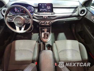 Zdjęcie 8 z 12 samochodu: 2023 KIA FORTE LXS VIN:3KPF24AD7PE581317 - miniatura