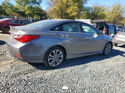 Trzecie zdjęcie samochodu z tyłu: 2014 HYUNDAI SONATA SE VIN:5NPEC4AC3EH847134 - miniatura