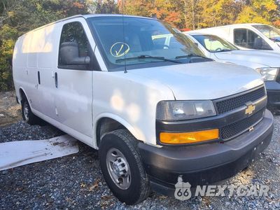 Czwarte zdjęcie samochodu z boku: 2021 CHEVROLET EXPRESS G2500 VIN:1GCWGAFP9M1252054 - miniatura