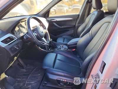 Zdjęcie 7 z 13 samochodu: 2018 BMW X1 XDRIVE28I VIN:WBXHT3C34J5F89629 - miniatura