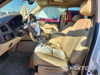 Zdjęcie 7 z 13 samochodu: 2011 CHEVROLET TAHOE C1500 LTZ VIN:1GNSCCE06BR380946 - miniatura
