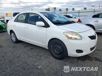 Czwarte zdjęcie samochodu z boku: 2012 TOYOTA YARIS FLEET VIN:JTDBT4K39CL016005 - miniatura
