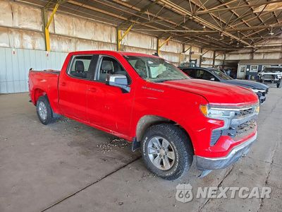 Czwarte zdjęcie samochodu z boku: 2022 CHEVROLET SILVERADO K1500 LT VIN:1GCUDDED4NZ561197 - miniatura