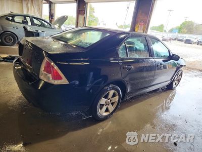 Trzecie zdjęcie samochodu z tyłu: 2006 FORD FUSION SE VIN:3FAHP07106R171696 - miniatura