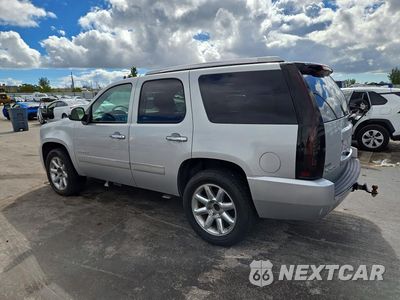 Drugie zdjęcie samochodu z przodu: 2010 GMC YUKON DENALI VIN:1GKUKEEFXAR197282 - miniatura