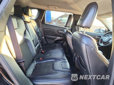 Zdjęcie 10 z 12 samochodu: 2020 JEEP CHEROKEE LATITUDE PLUS VIN:1C4PJMLB1LD602662 - miniatura