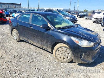 Czwarte zdjęcie samochodu z boku: 2018 KIA RIO LX VIN:3KPA24AB0JE072704 - miniatura