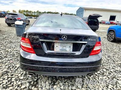 Zdjęcie 6 z 13 samochodu: 2011 MERCEDES-BENZ C 300 4MATIC VIN:WDDGF8BB7BR175781 - miniatura