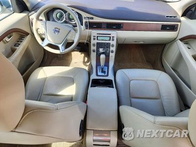 Zdjęcie 8 z 12 samochodu: 2011 VOLVO S80 3.2 VIN:YV1952AS7B1143359 - miniatura