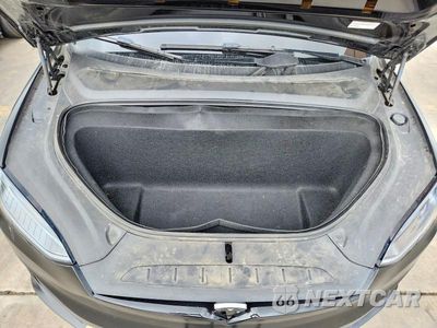 Zdjęcie 12 z 13 samochodu: 2023 TESLA MODEL X VIN:7SAXCDE50PF428991 - miniatura