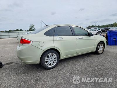 Trzecie zdjęcie samochodu z tyłu: 2010 FORD FOCUS SEL VIN:1FAHP3HN6AW152952 - miniatura