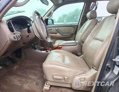 Zdjęcie 7 z 13 samochodu: 2004 TOYOTA TUNDRA LIMITED VIN:5TBDT48164S441222 - miniatura