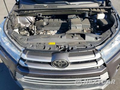 Zdjęcie 12 z 12 samochodu: 2019 TOYOTA HIGHLANDER LE VIN:5TDZARFH5KS049913 - miniatura