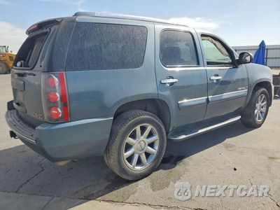 Trzecie zdjęcie samochodu z tyłu: 2008 GMC YUKON DENALI VIN:1GKFK63888J177690 - miniatura