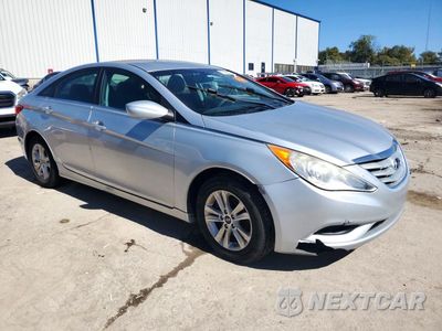 Czwarte zdjęcie samochodu z boku: 2013 HYUNDAI SONATA GLS VIN:5NPEB4AC8DH648274 - miniatura