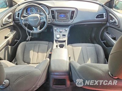 Zdjęcie 8 z 12 samochodu: 2016 CHRYSLER 200 LIMITED VIN:1C3CCCAB8GN131989 - miniatura