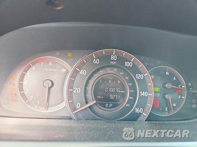 Zdjęcie 9 z 12 samochodu: 2017 HONDA ACCORD EX VIN:1HGCT1A74HA008406 - miniatura