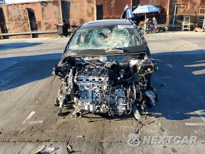Piąte zdjęcie samochodu w środku: 2026 BMW 228XI VIN:WBA23GG0XT7V73494 - miniatura